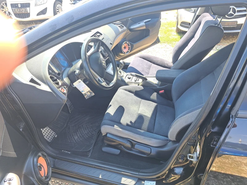 Honda Civic, снимка 9 - Автомобили и джипове - 51656732