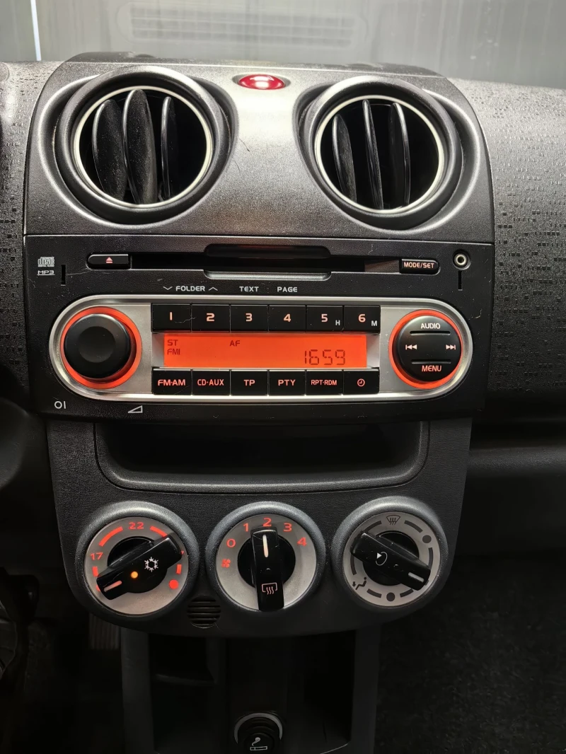 Mitsubishi Colt 1.3i* 137000КМ* РЕГ* EURO5* КЛИМАТИК* ЕЛ* МУЛТИ* Н, снимка 9 - Автомобили и джипове - 51923528