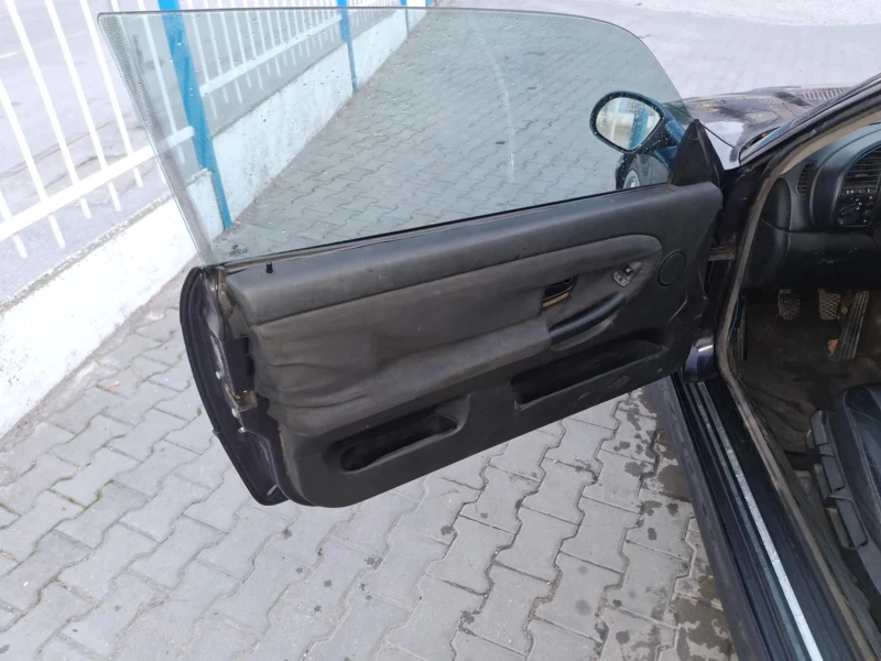 BMW 316, снимка 9 - Автомобили и джипове - 52080532