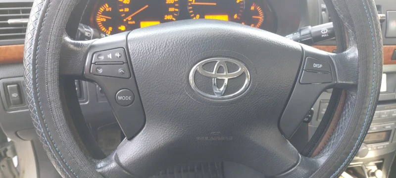 Toyota Avensis, снимка 9 - Автомобили и джипове - 52293173