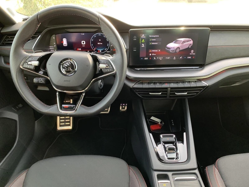 Skoda Octavia 2.0TSI* RS* MATRIX* LED* CARPLAY* , снимка 14 - Автомобили и джипове - 52492334