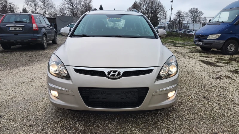 Hyundai I30 1.6 CRDI 116кс КОЖА, снимка 2 - Автомобили и джипове - 52742568