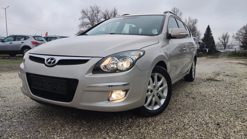 Hyundai I30 1.6 CRDI 116кс КОЖА, снимка 3 - Автомобили и джипове - 52742568