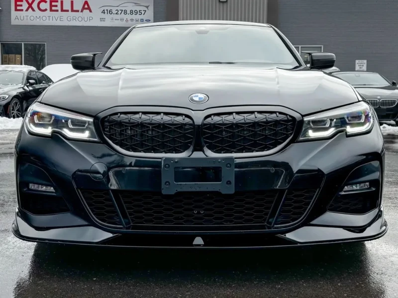 BMW 330 M-pkg* Xdrive* Apple CarPlay* Brake assist* Keyles, снимка 2 - Автомобили и джипове - 52815481