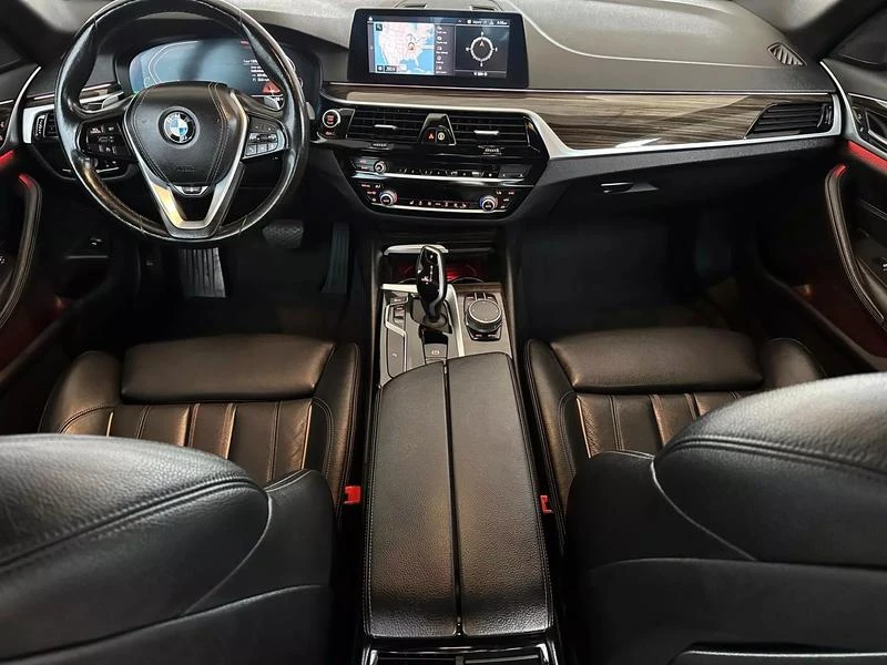 BMW 530 XDRIVE* Подгрев* Камера* Адаптивни - изображение 9