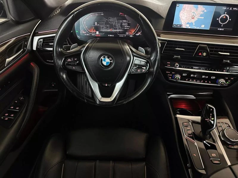 BMW 530 XDRIVE* Подгрев* Камера* Адаптивни - изображение 10