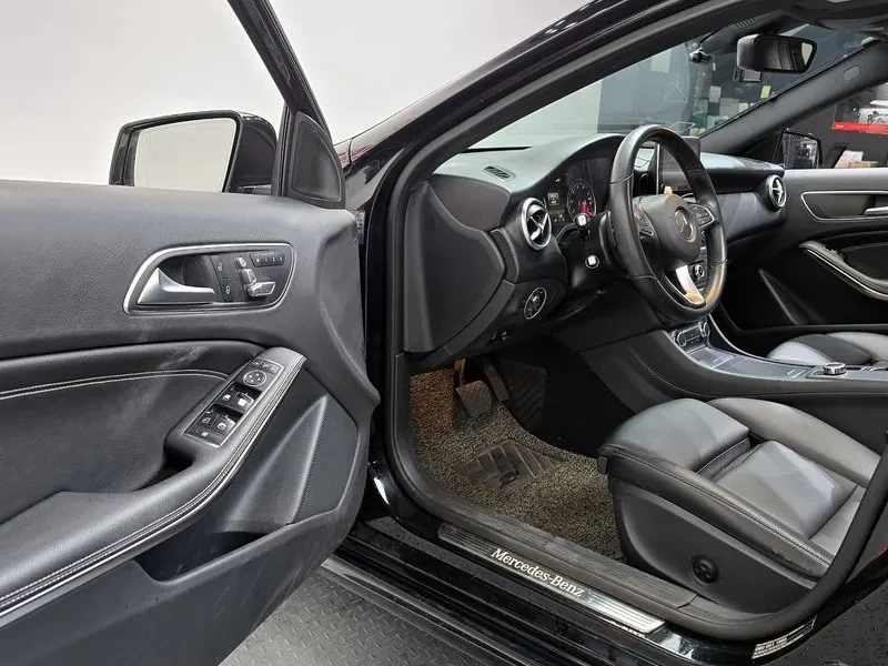 Mercedes-Benz A 200 2.0, снимка 11 - Автомобили и джипове - 54279065