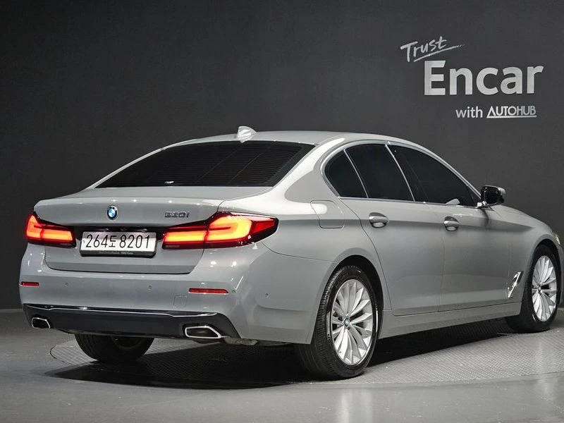 BMW 520 520I Luxury, снимка 2 - Автомобили и джипове - 55959405