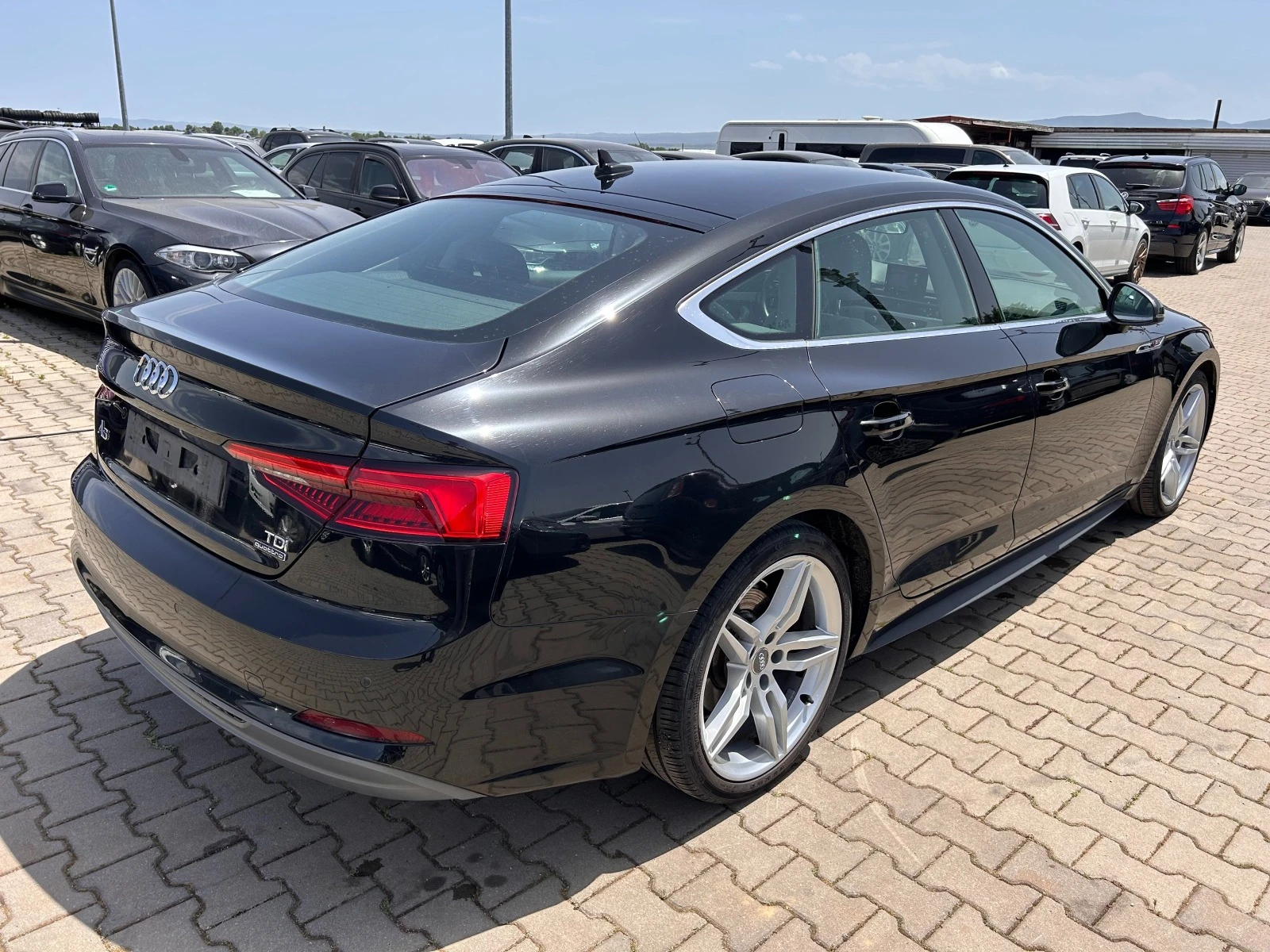 Audi A5 2.0TDI QUATTRO SPORTBACK AVTOMAT/KOJA/NAVI ЛИЗИНГ - изображение 6