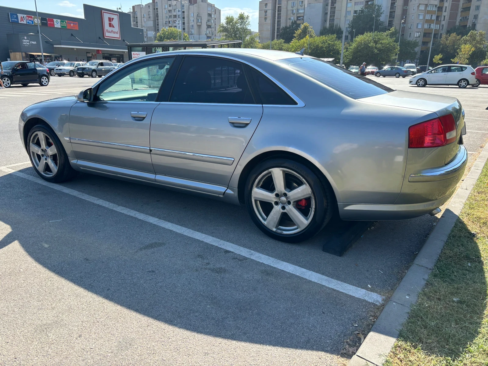 Audi A8 3.0 - изображение 4