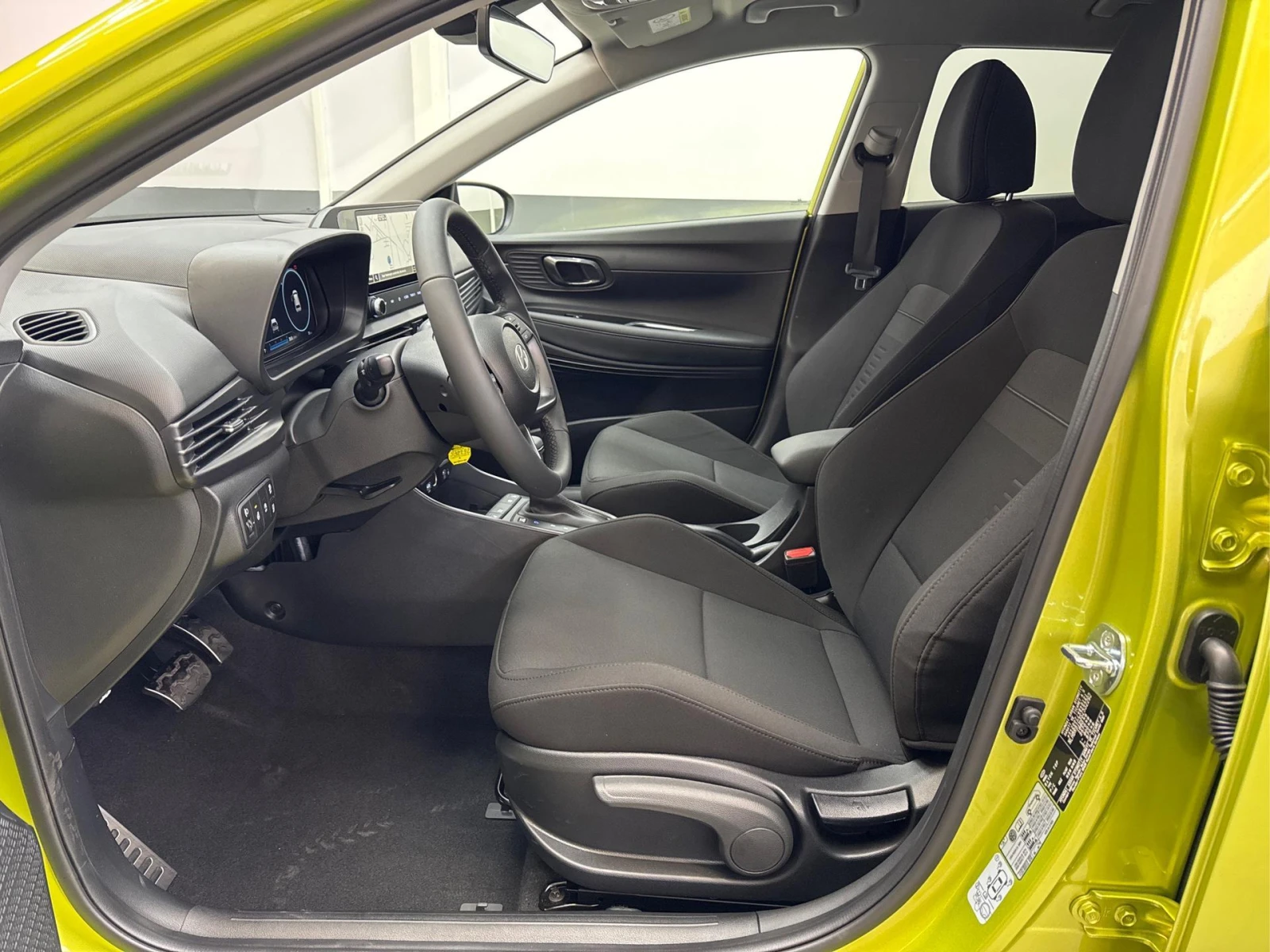 Hyundai Bayon NEW!* PREMIUM* 100HP;APPLE CARPLAY - изображение 7