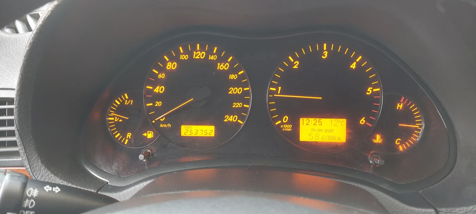 Toyota Avensis | Mobile.bg � ����������� 12