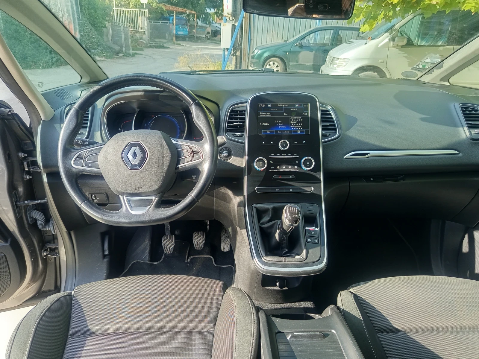 Renault Scenic  - изображение 9