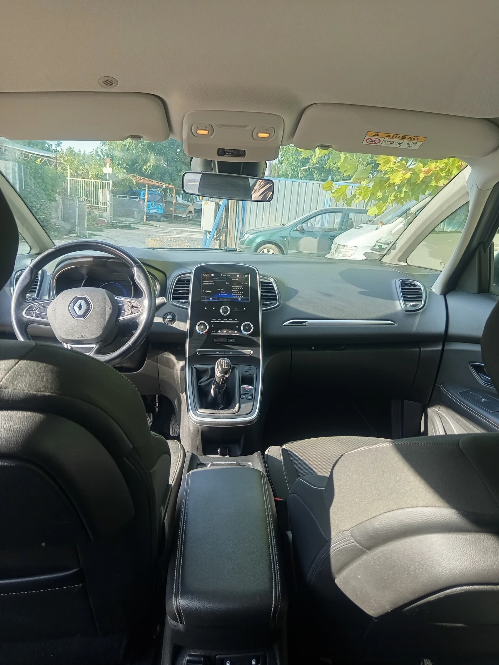 Renault Scenic  - изображение 10