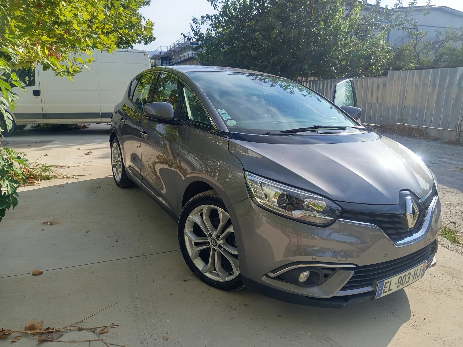 Renault Scenic  - изображение 4