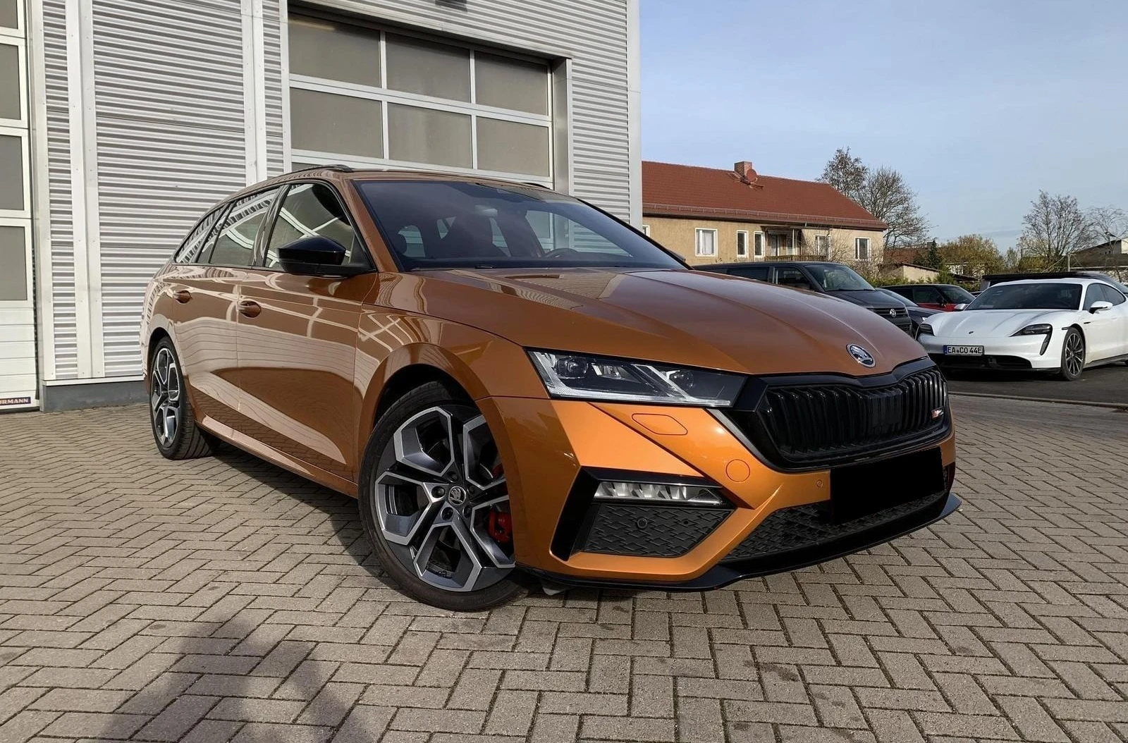 Skoda Octavia 2.0TSI* RS* MATRIX* LED* CARPLAY*  - изображение 3