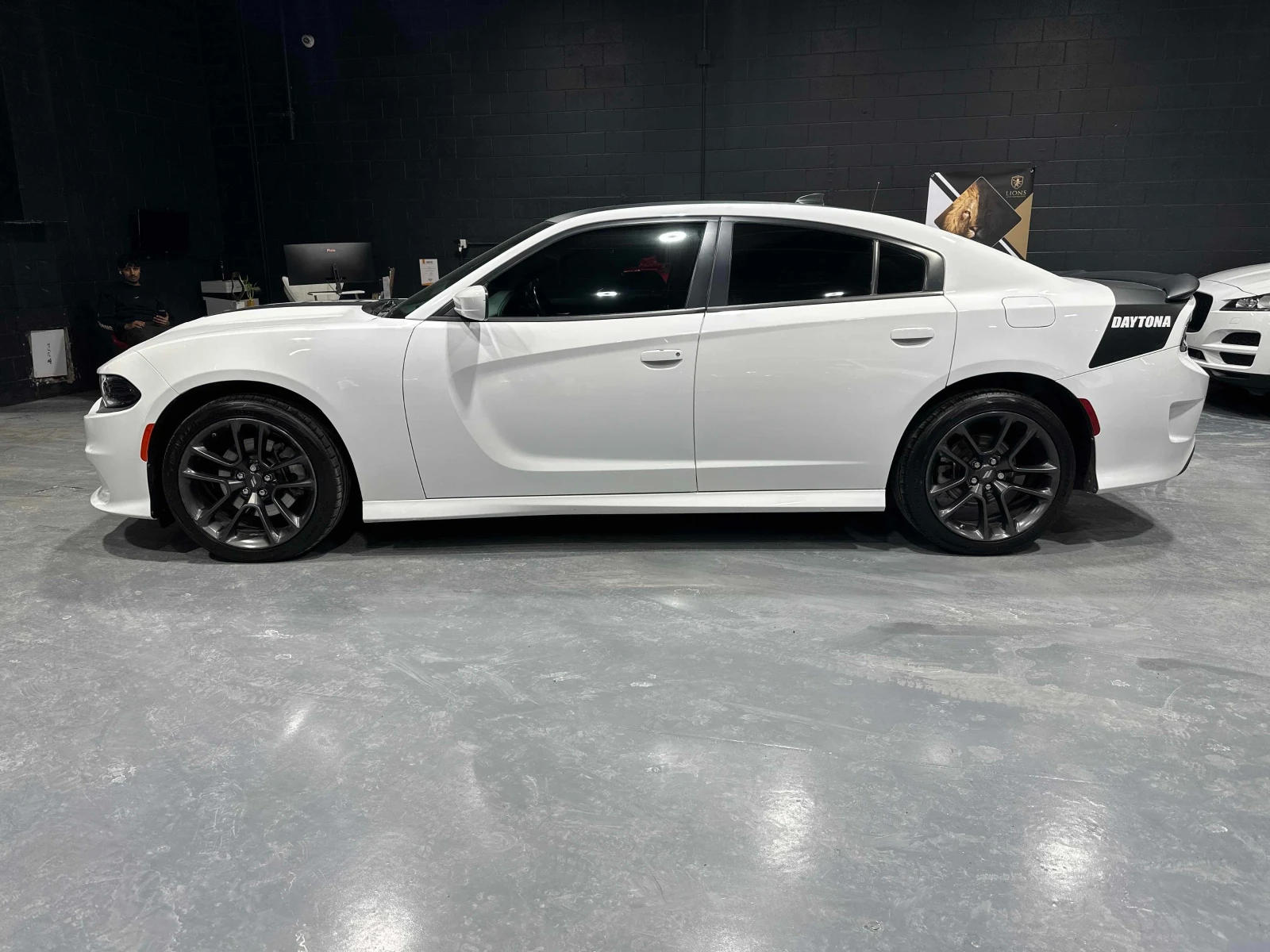 Dodge Charger * * R/T * * CARFAX * * АВТО КРЕДИТ * *  - изображение 5