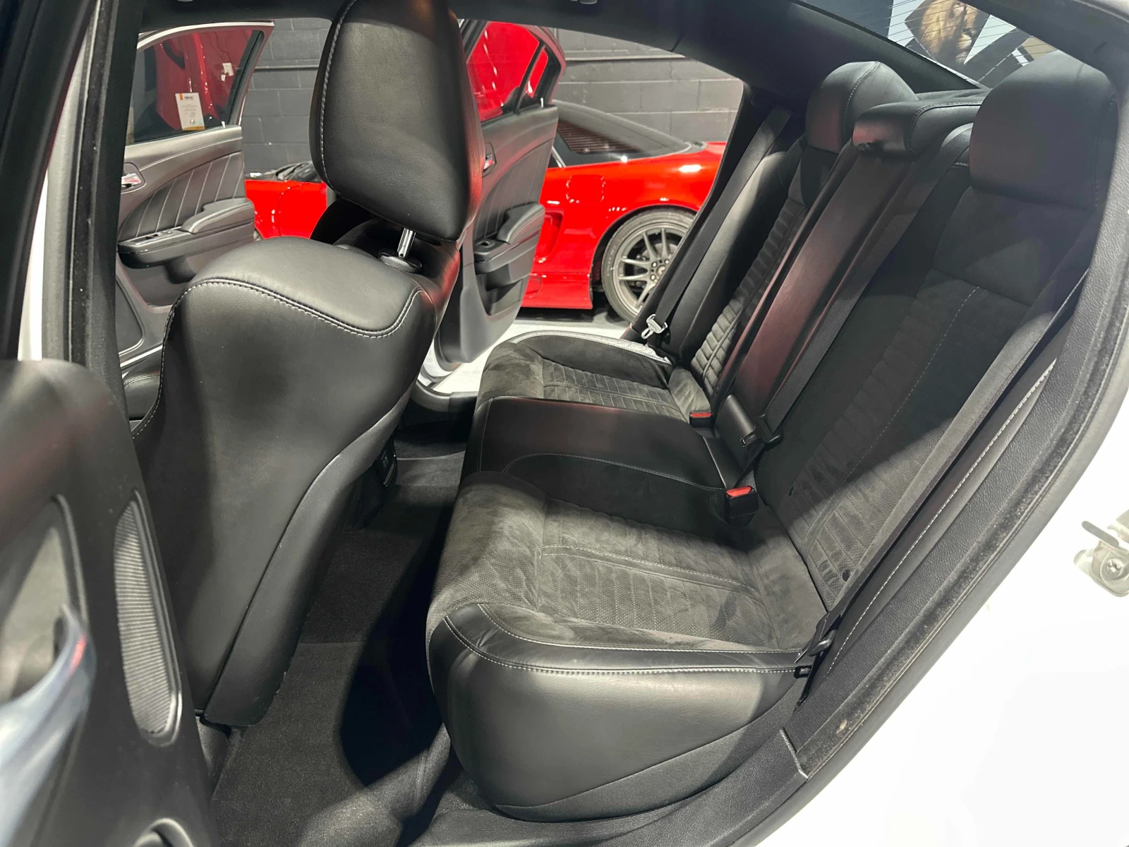 Dodge Charger * * R/T * * CARFAX * * ���� ������ * *  | Mobile.bg � ����������� 17