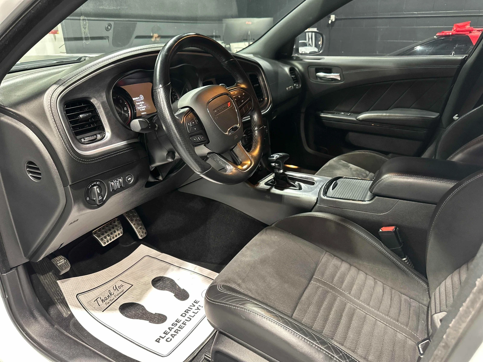 Dodge Charger * * R/T * * CARFAX * * АВТО КРЕДИТ * *  - изображение 9