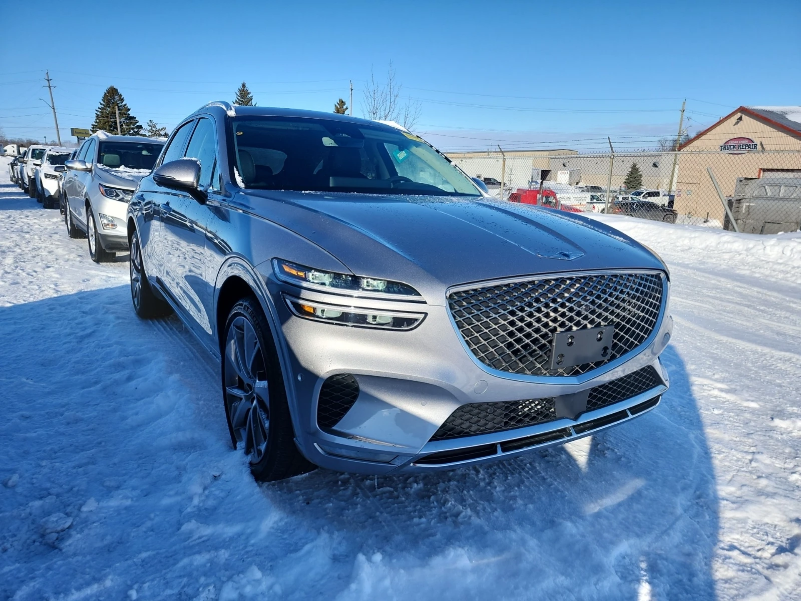 Genesis GV70 2.5T PRESTIGE - изображение 2