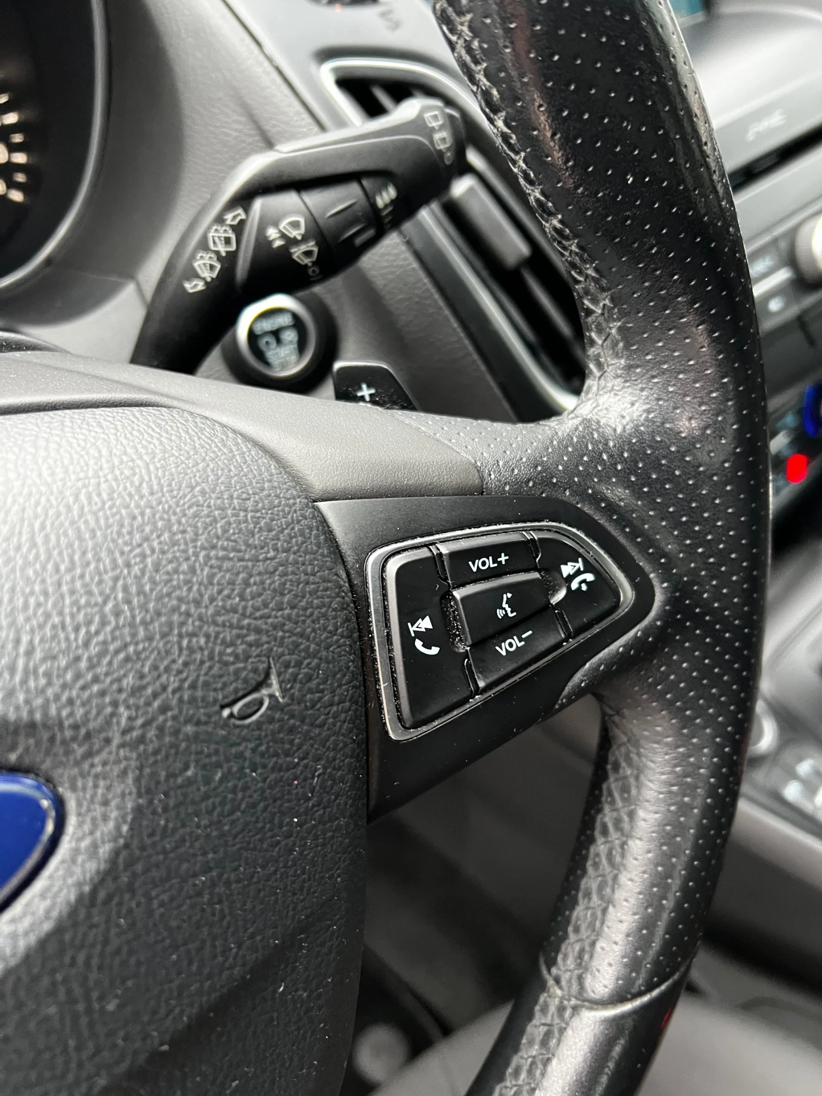 Ford Focus ST-line - изображение 9