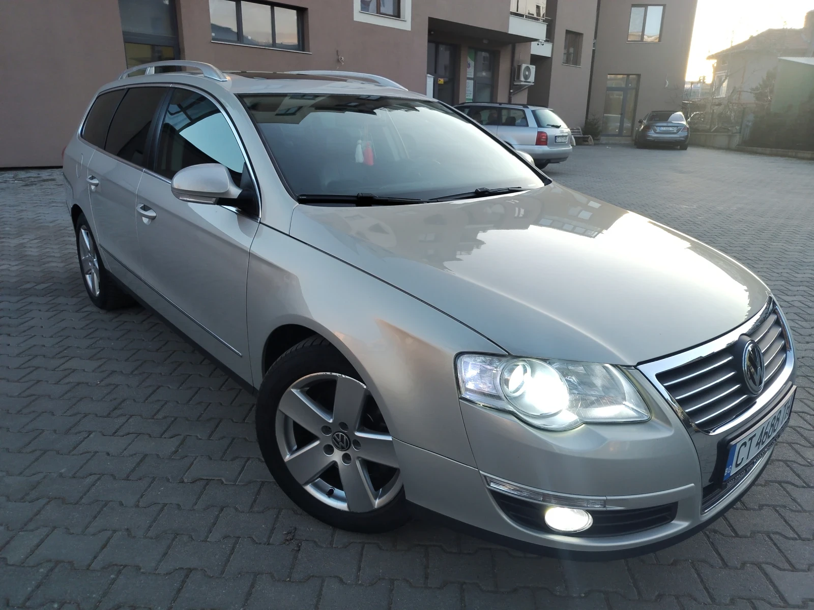 VW Passat 2.0 TDI 4 MOTION , снимка 2 - Автомобили и джипове - 53826671