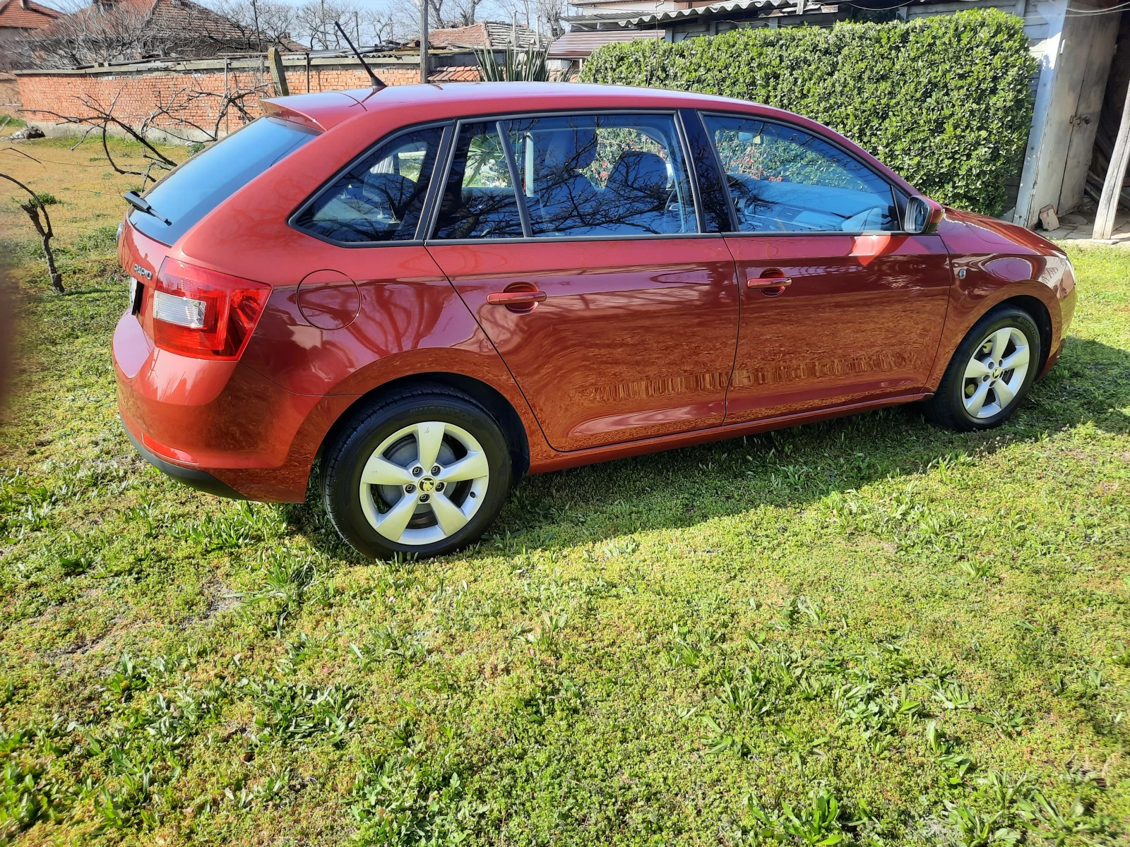 Skoda Rapid, снимка 2 - Автомобили и джипове - 53864196