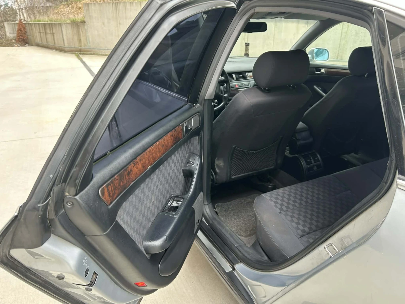 Audi A4, снимка 8 - Автомобили и джипове - 54004007