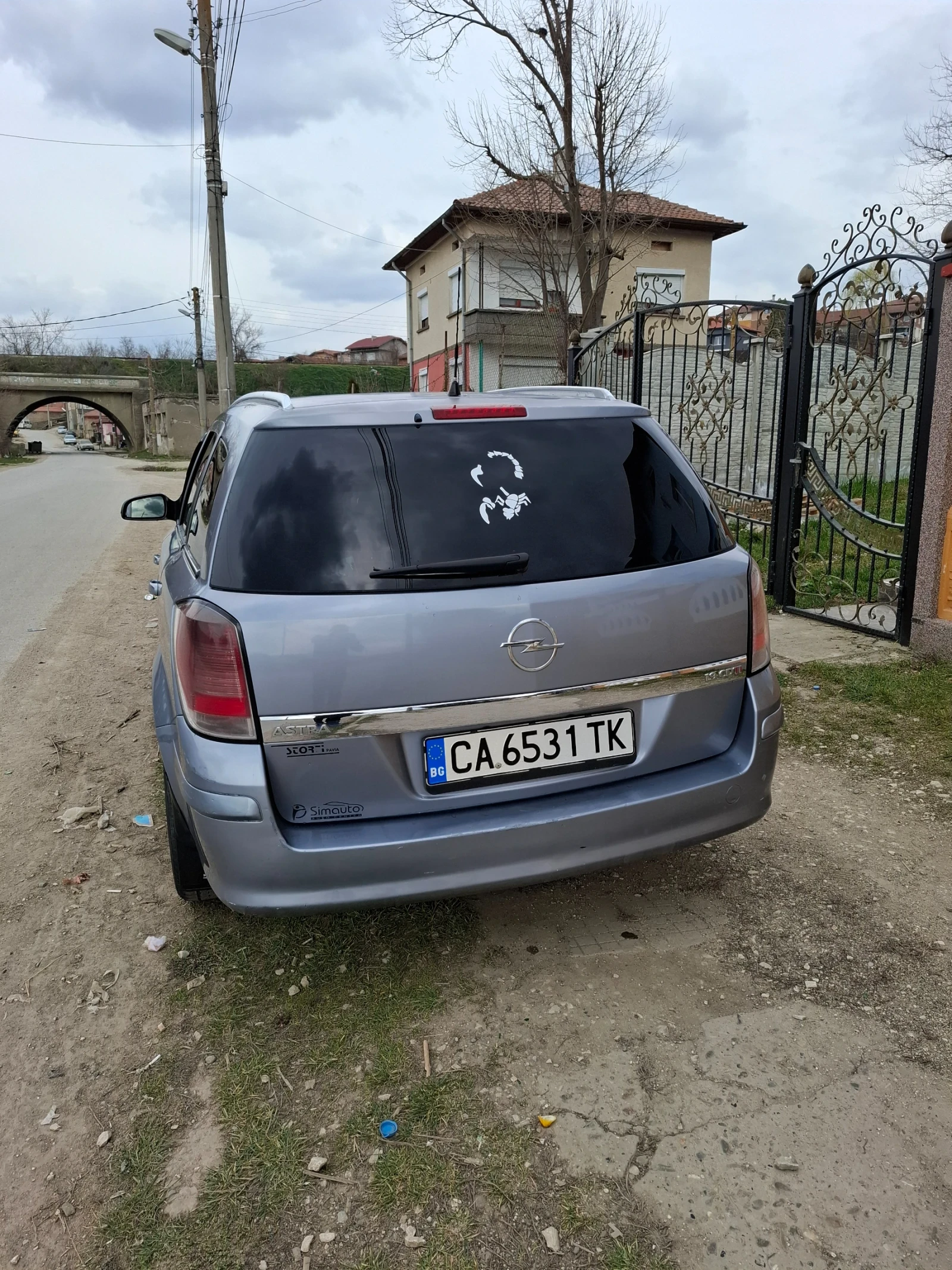 Opel Astra 1.9, снимка 3 - Автомобили и джипове - 54013295
