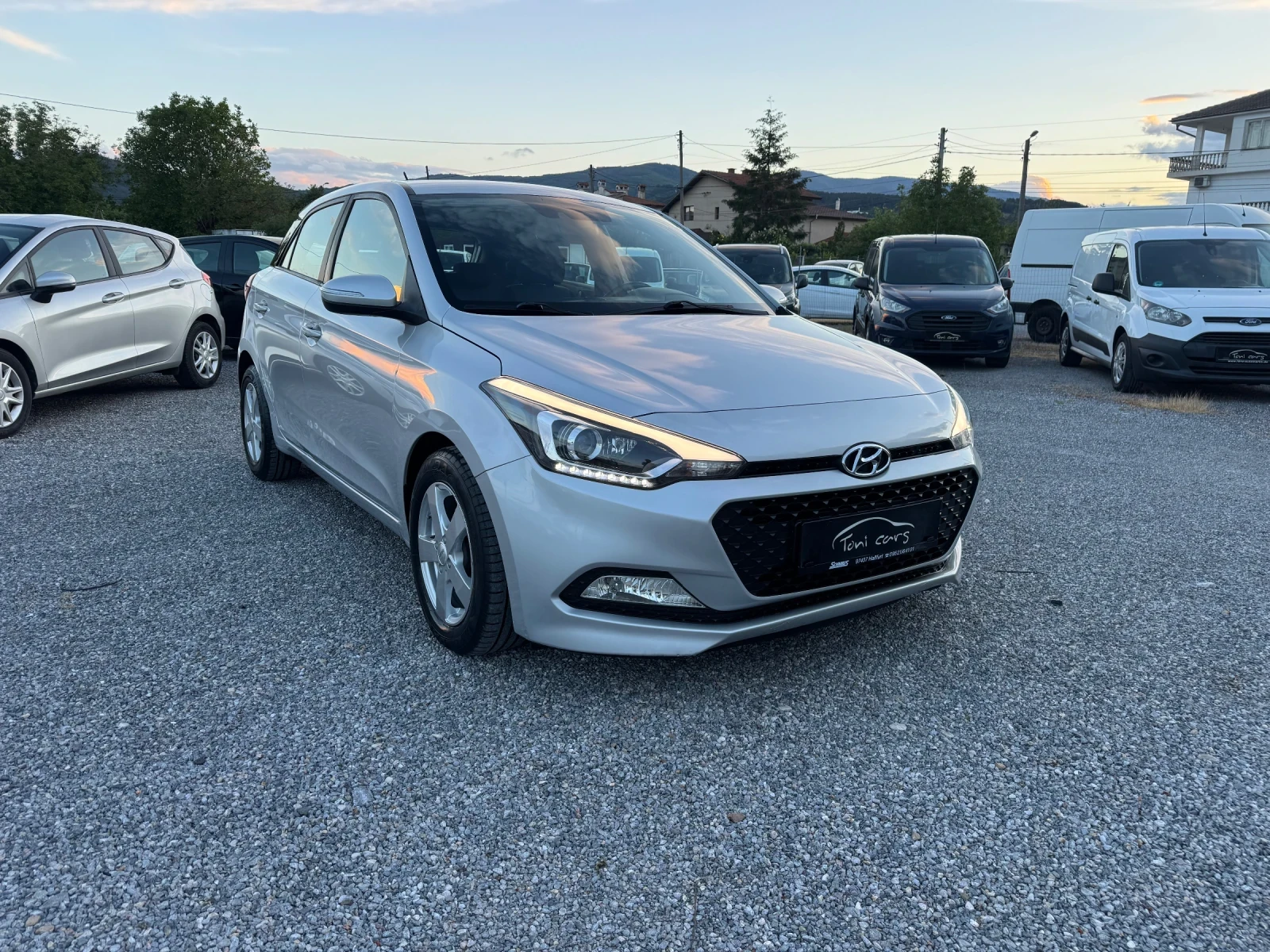 Hyundai I20 1.4i AUTOMATIC!! LED!! 100ps EURO 6!!, снимка 10 - Автомобили и джипове - 54622830