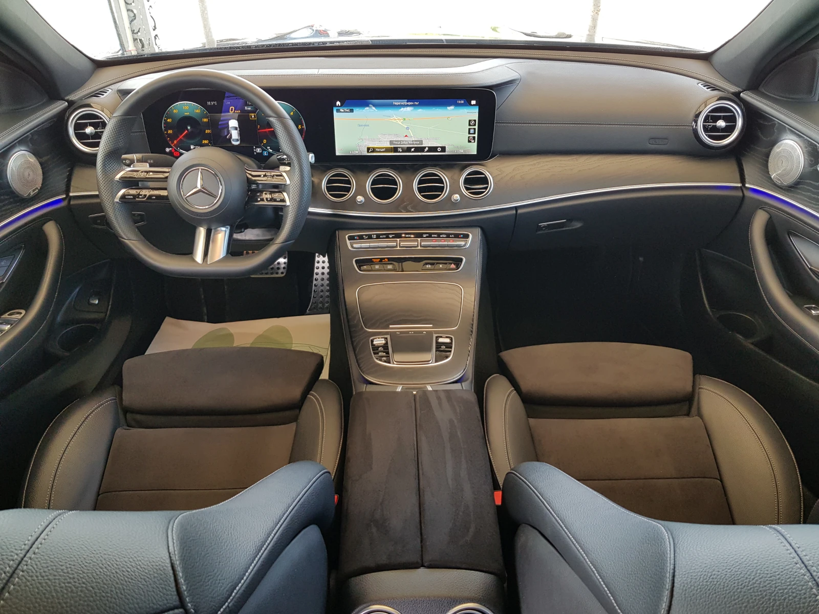 Mercedes-Benz E 220 D 4matic AMG FACELIFT E53 ПАКЕТ ПАНОРАМА ЛИЗИНГ, снимка 9 - Автомобили и джипове - 54868925