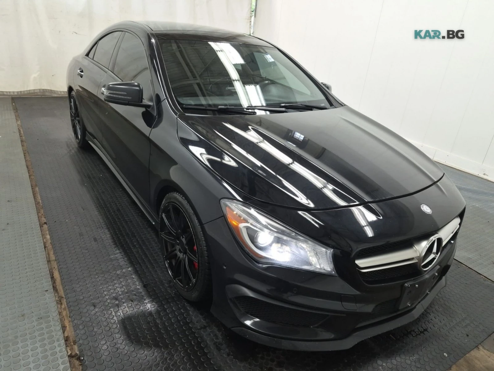Mercedes-Benz CLA 45 AMG  * АвтоКредит * (ЦЕНА ДО БГ), снимка 3 - Автомобили и джипове - 54883790