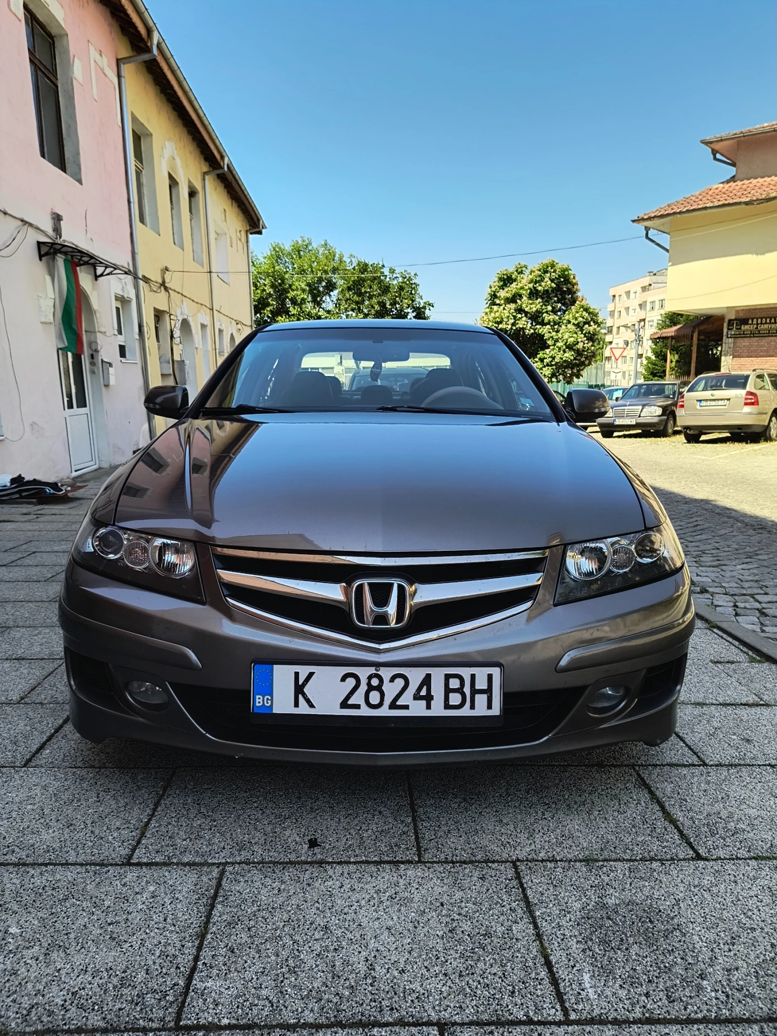 Honda Accord, снимка 2 - Автомобили и джипове - 54986310