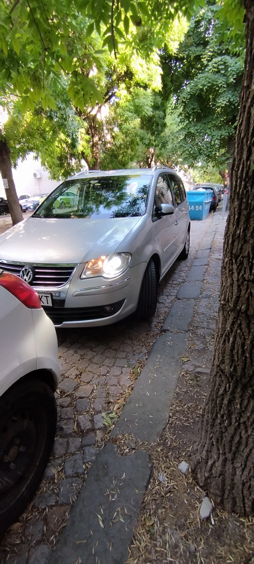 VW Touran, снимка 3 - Автомобили и джипове - 55092703