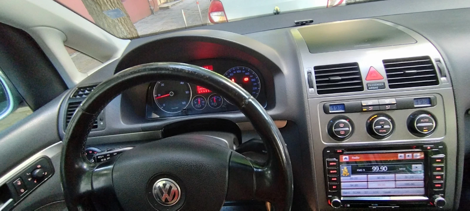 VW Touran
