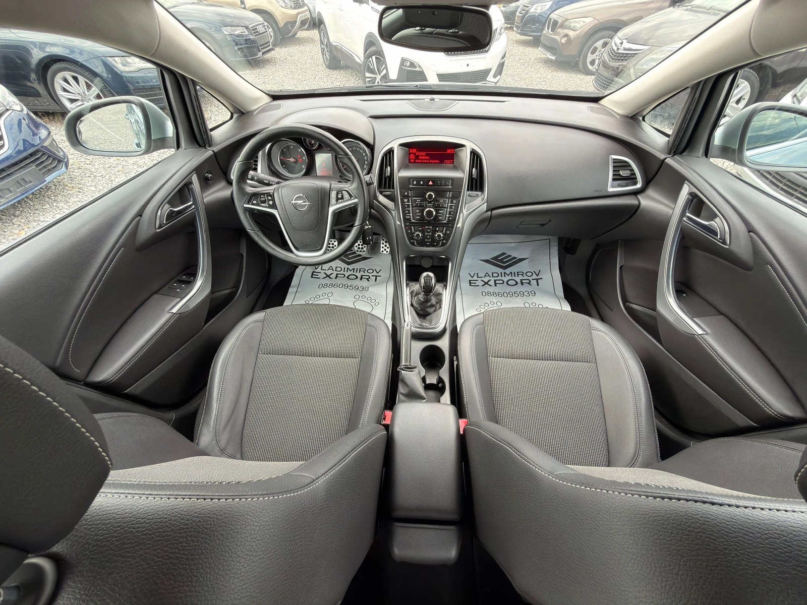 Opel Astra 1.7d 131 / Реални КМ / 1 СОБСТВЕНИК / БЕЗ РЪЖДА, снимка 9 - Автомобили и джипове - 55223044