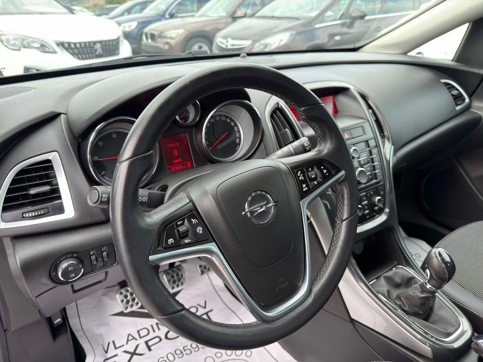 Opel Astra 1.7d 131 / Реални КМ / 1 СОБСТВЕНИК / БЕЗ РЪЖДА, снимка 13 - Автомобили и джипове - 55223044