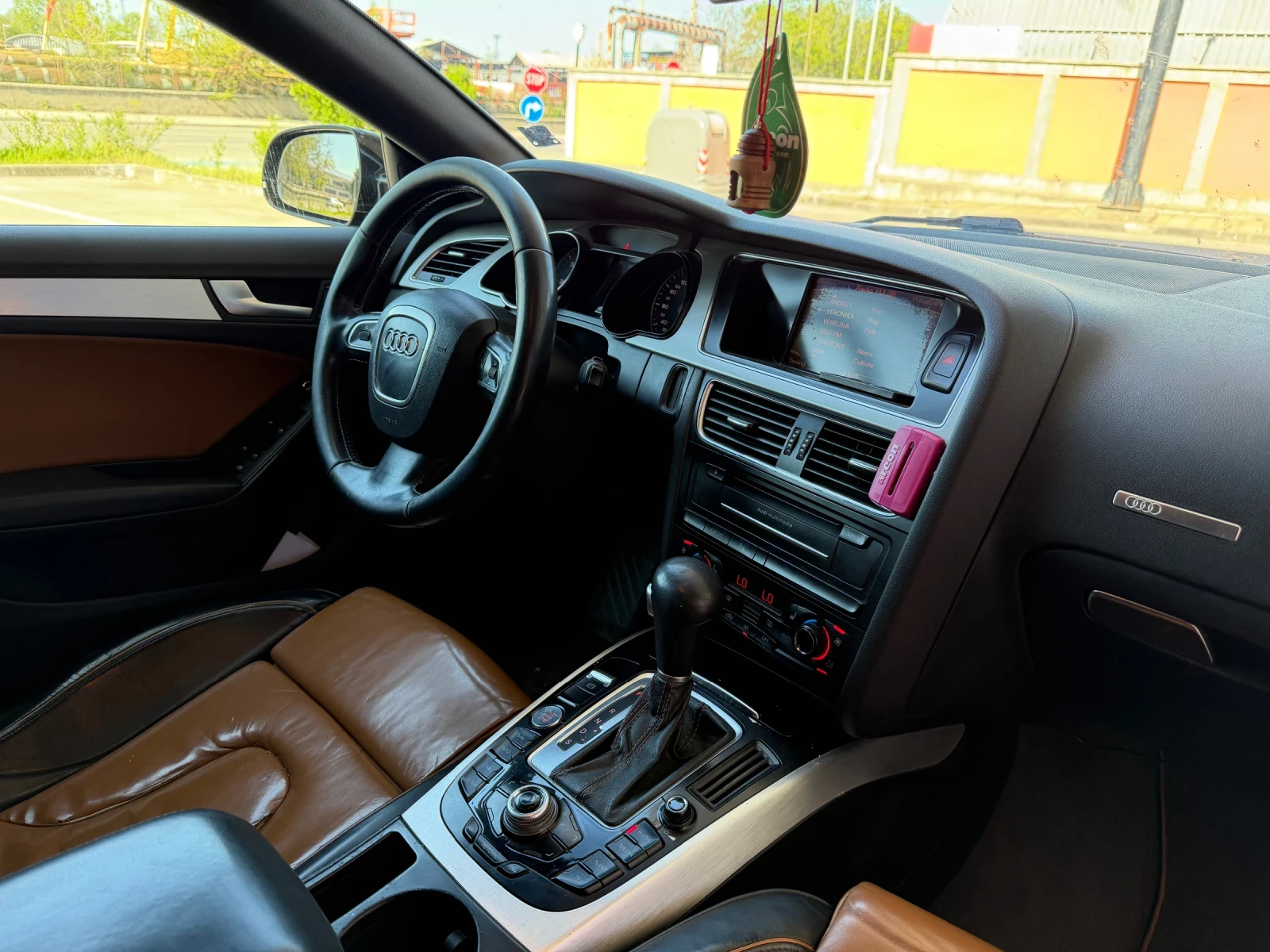 Audi A5 3.0D* Exclusive* БАРТЕР, снимка 4 - Автомобили и джипове - 55319943