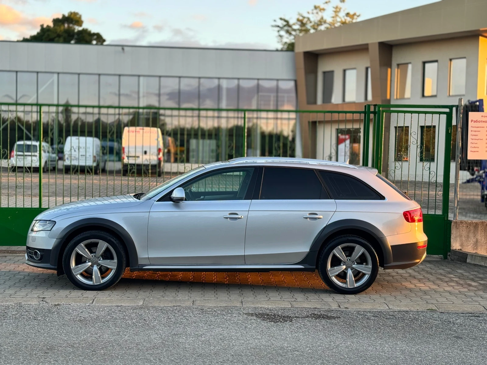 Audi A4 Allroad, снимка 3 - Автомобили и джипове - 55354235