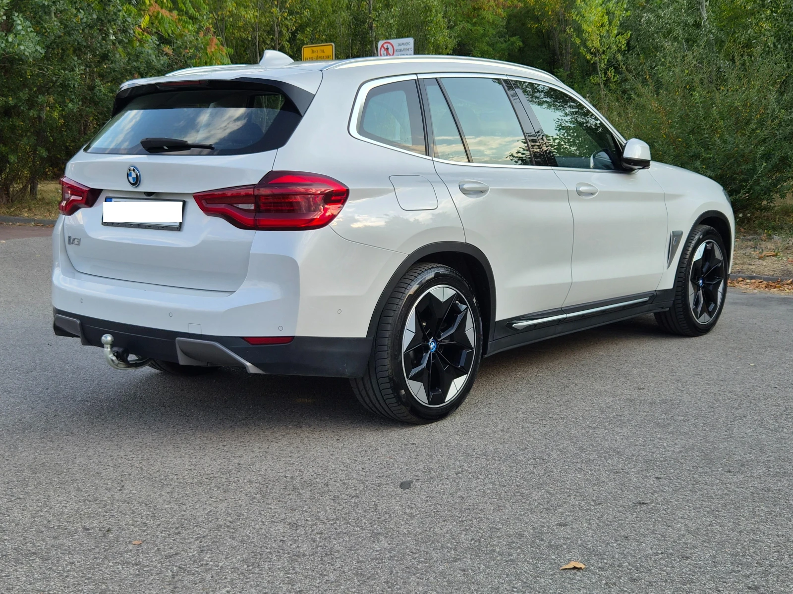 BMW iX3, снимка 2 - Автомобили и джипове - 55599134