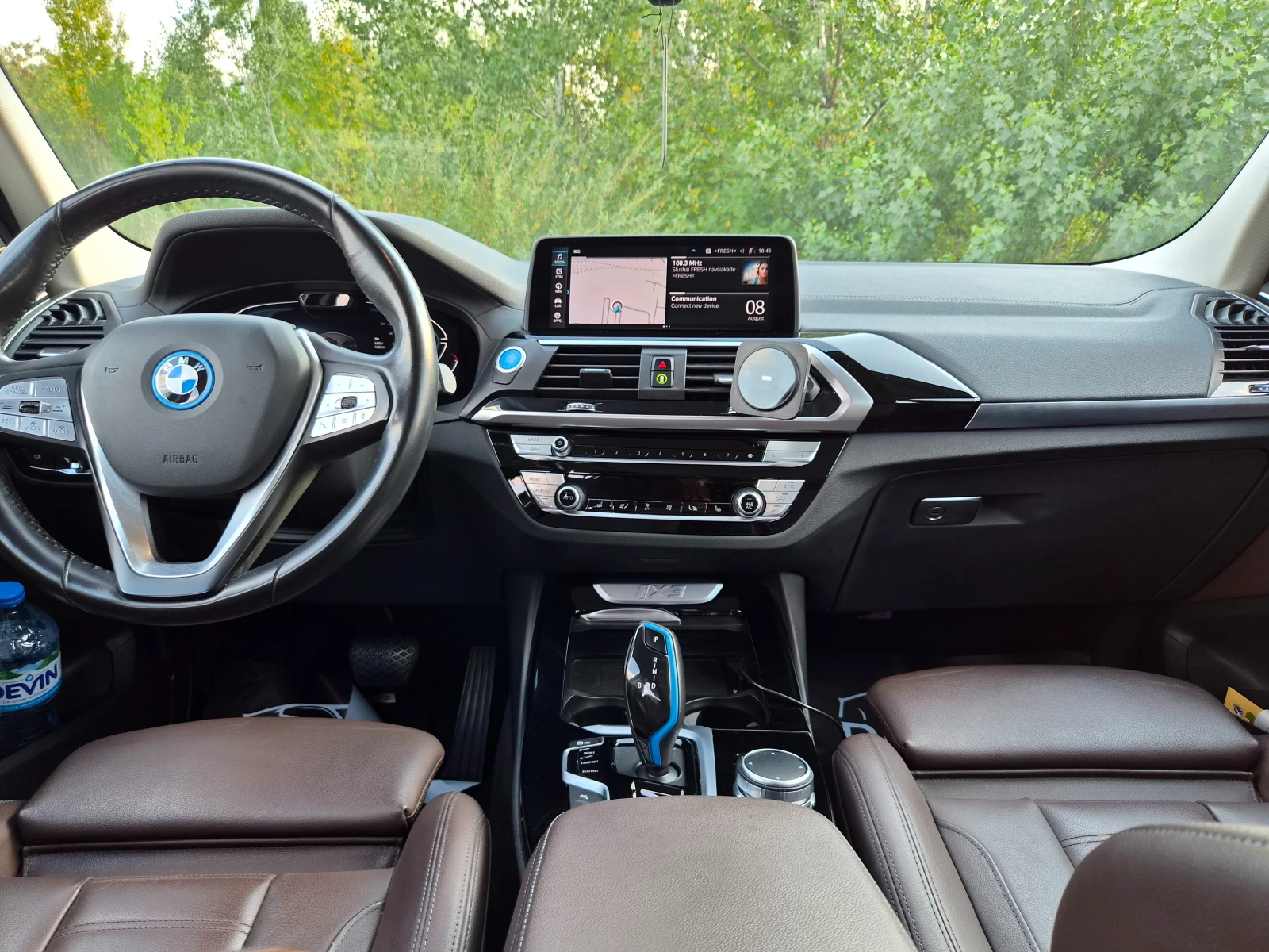 BMW iX3, снимка 8 - Автомобили и джипове - 55599134