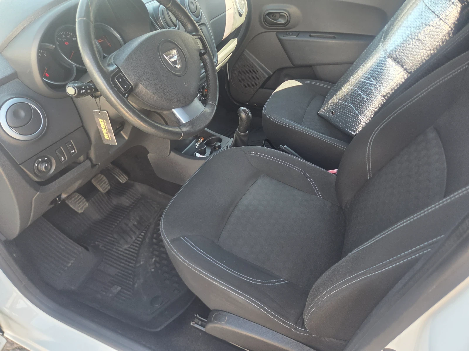 Dacia Dokker 1.5, снимка 8 - Автомобили и джипове - 55746563