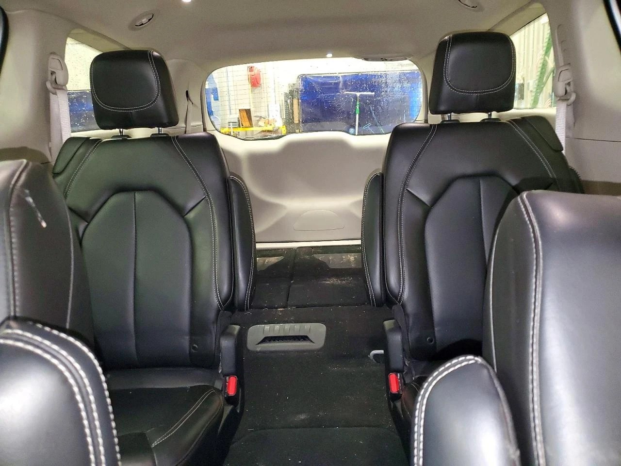 Chrysler Pacifica 3.6l Touring L, снимка 10 - Автомобили и джипове - 55892222