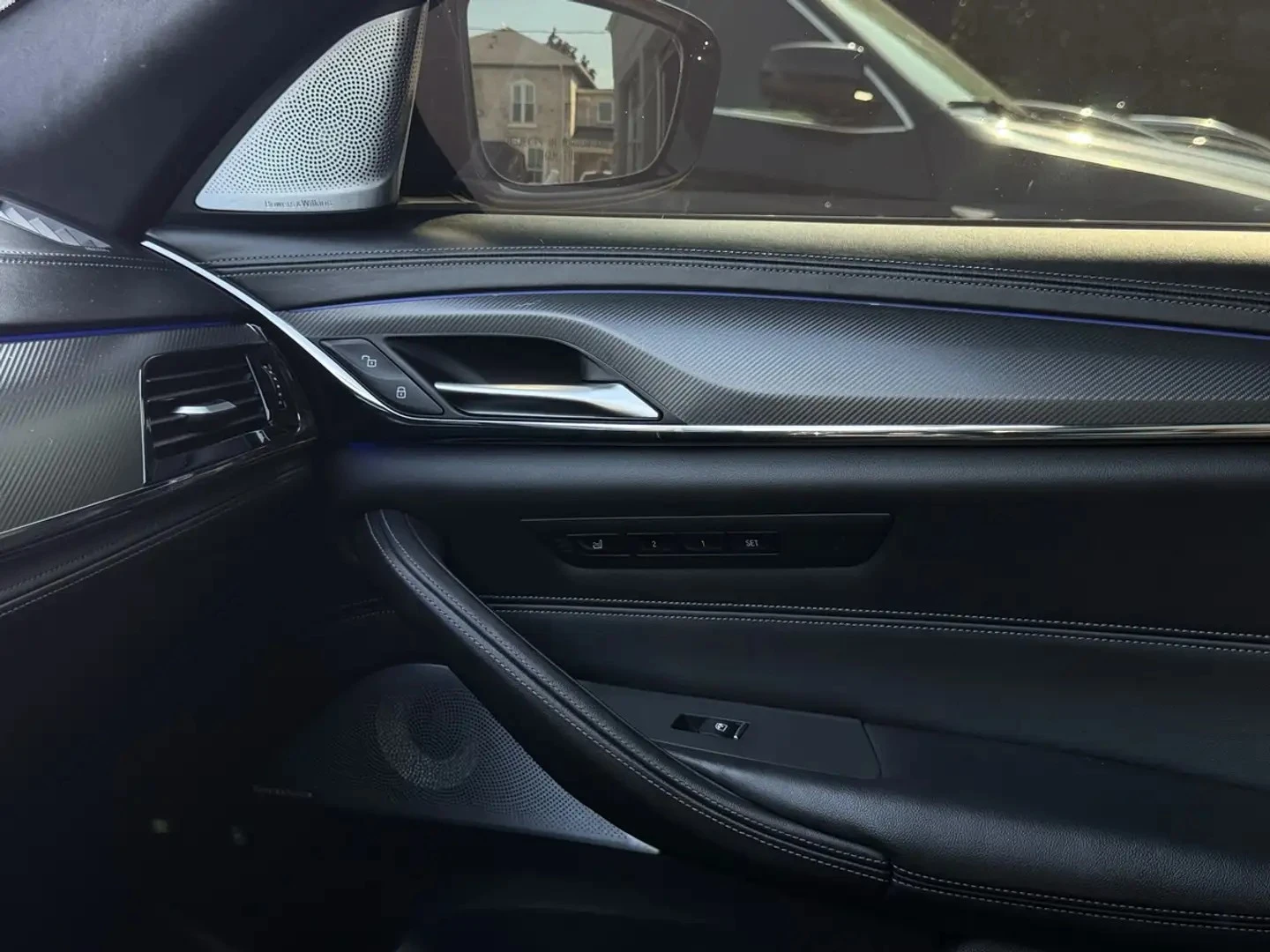 BMW M5 COMPETITION* Bowers&Wilkins* Carbon* HUD, снимка 13 - Автомобили и джипове - 55944191