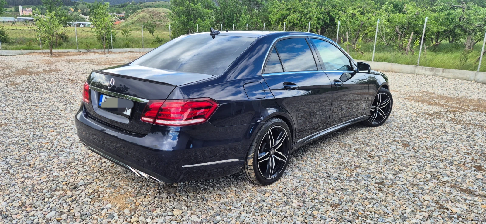 Mercedes-Benz E 220