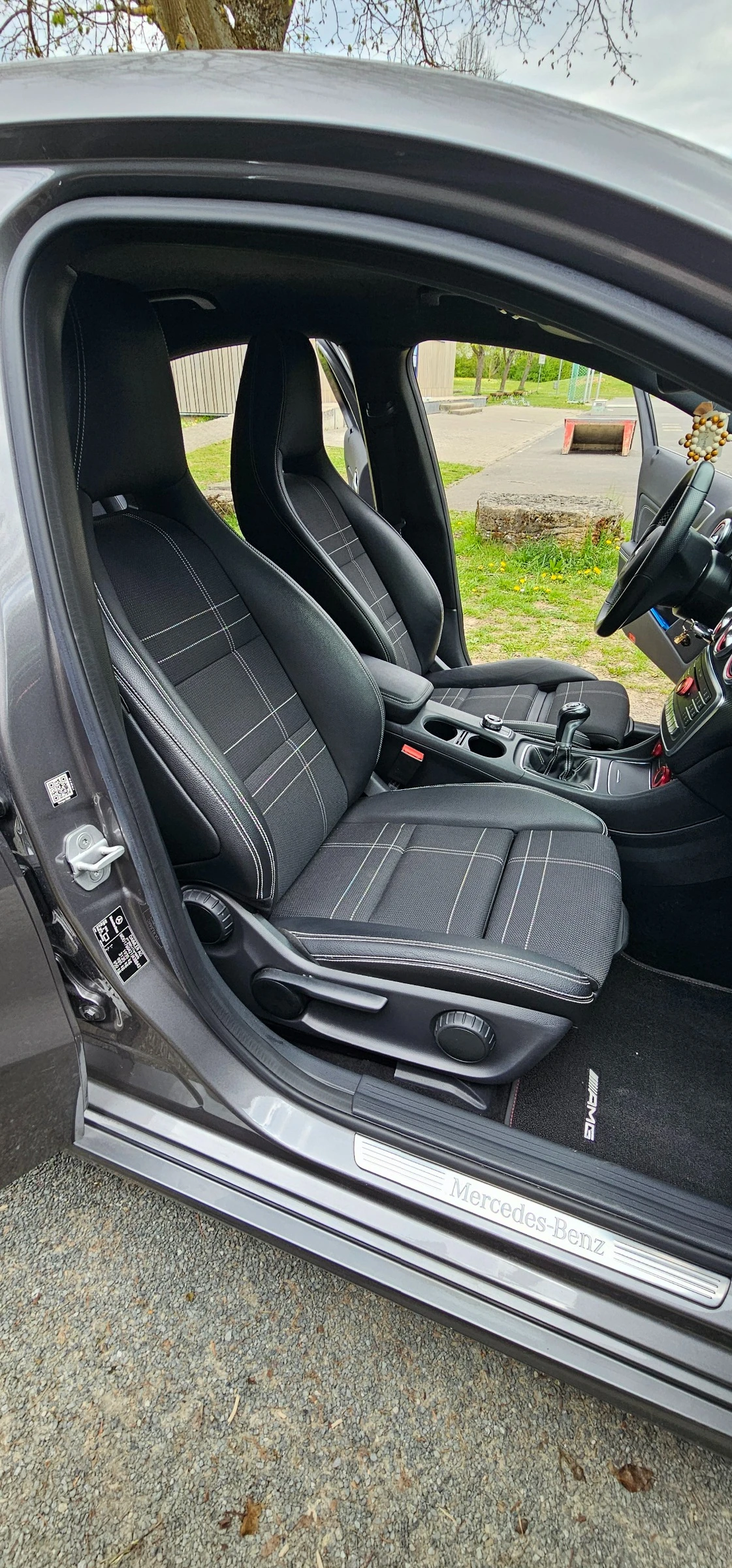 Mercedes-Benz A 180, снимка 11 - Автомобили и джипове - 56245247