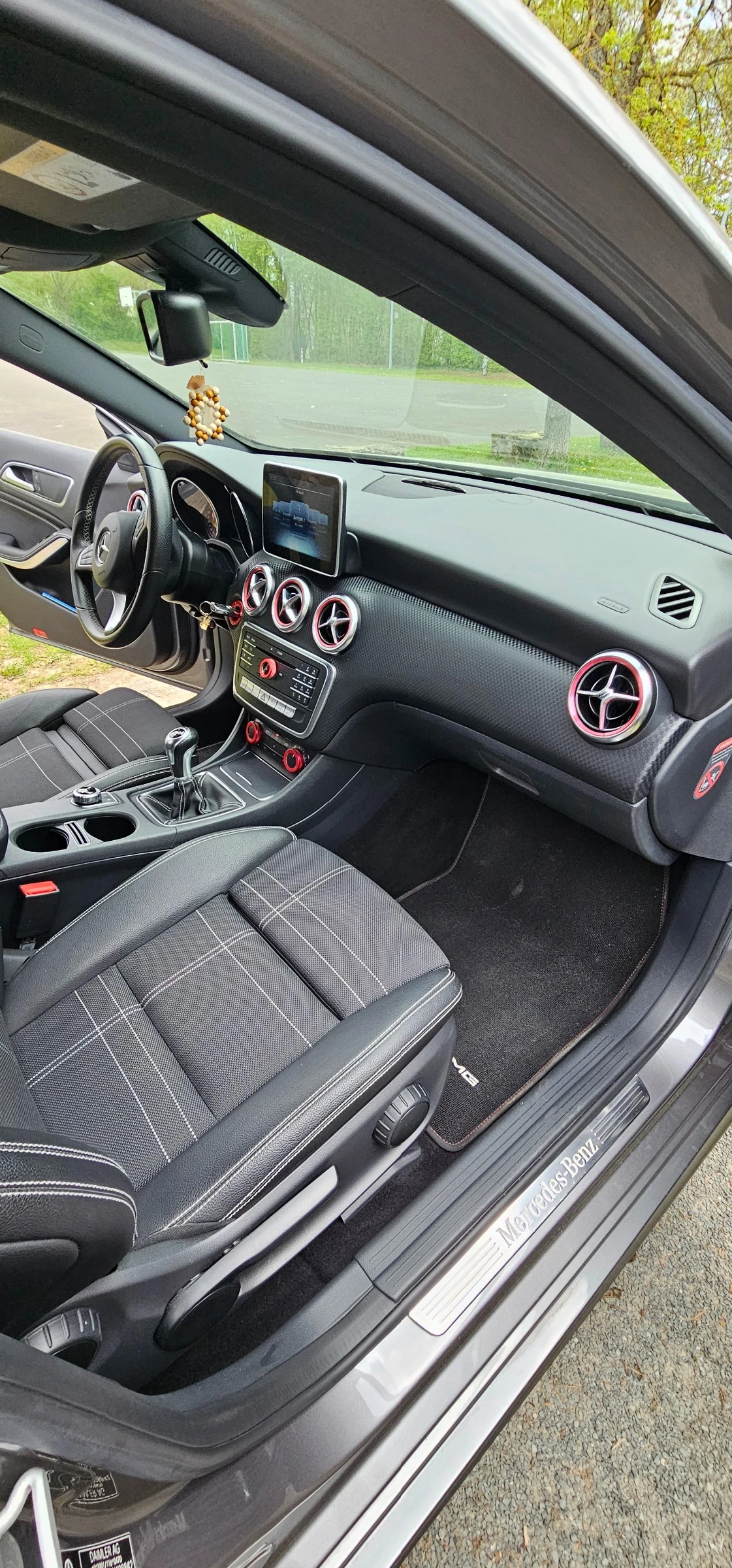 Mercedes-Benz A 180, снимка 12 - Автомобили и джипове - 56245247