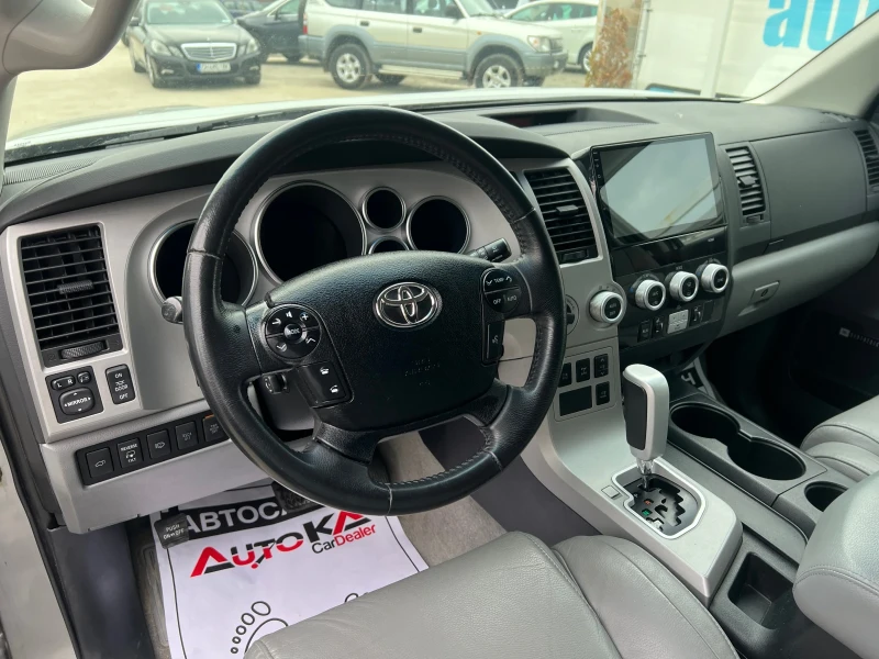 Toyota Sequoia 5.7i-381кс= 4х4= 8МЕСТА= НАВИ= JBL= ШИБЕДАХ= КАМЕР, снимка 8 - Автомобили и джипове - 46946982