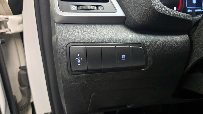 Hyundai Tucson 2.0 2WD MODERN autogeorge.com, снимка 14 - Автомобили и джипове - 51903454