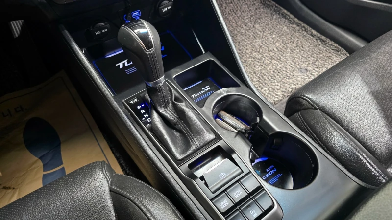 Hyundai Tucson 2.0 2WD MODERN autogeorge.com, снимка 9 - Автомобили и джипове - 51903454